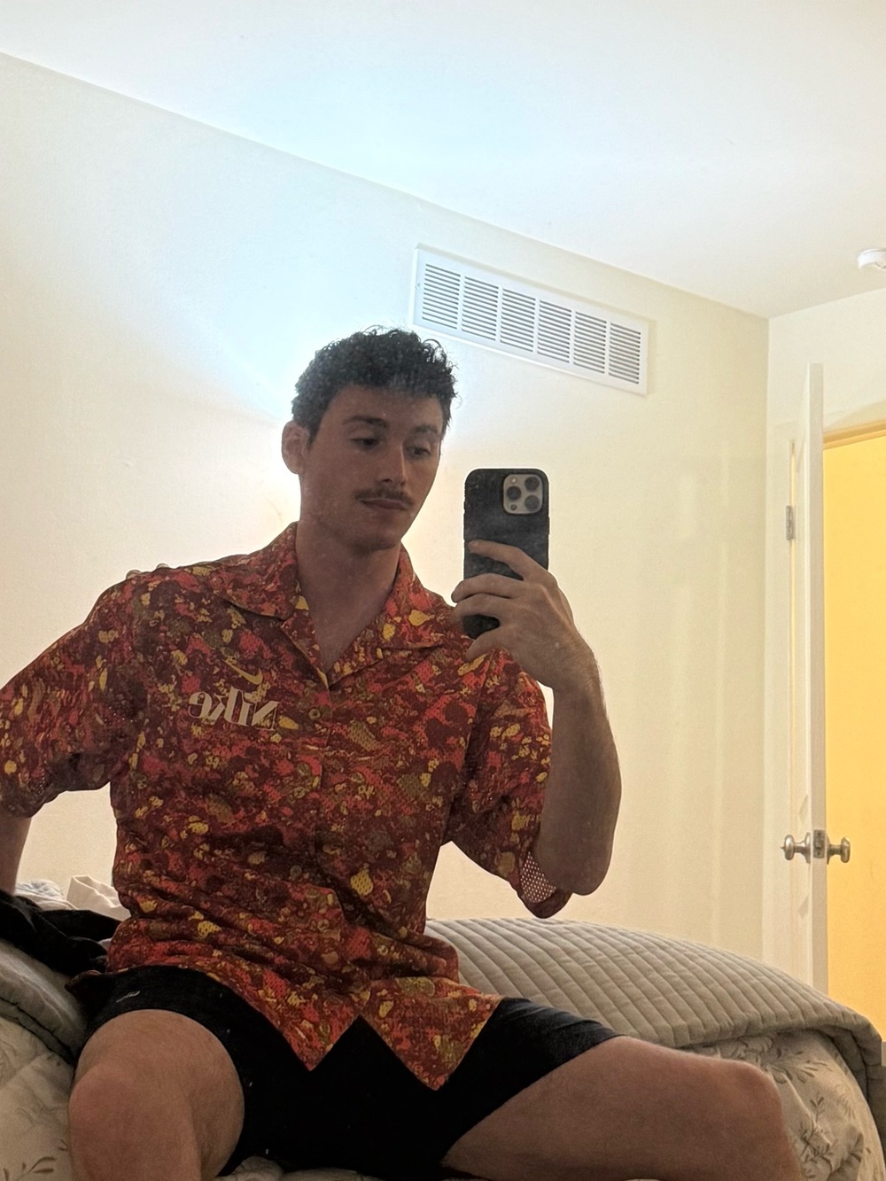 Nike Red, Yellow & orange Patterned Short-Sleeve Button-Down Shirt